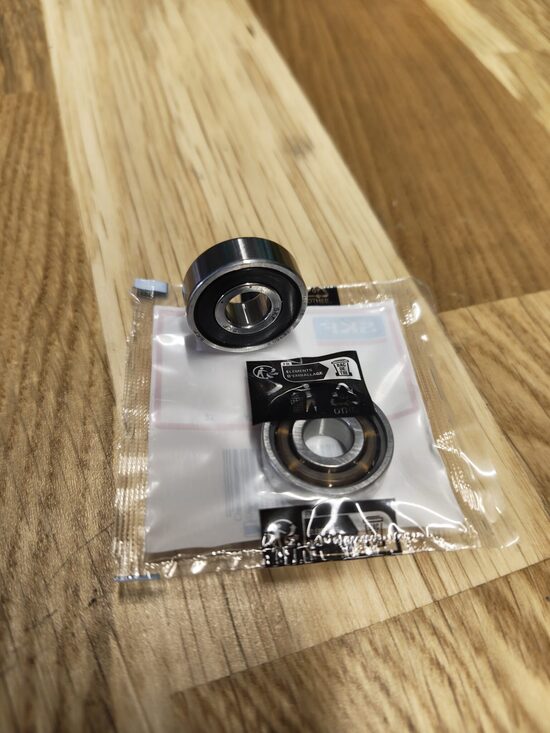 Fast racing bearings